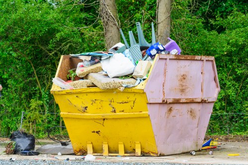Commercial waste collection service in Stratford